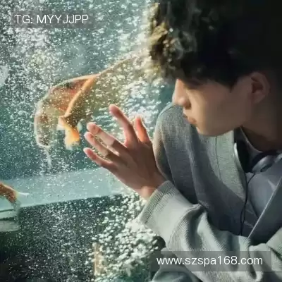 胡有融